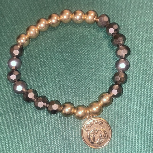 Avon celestial Pisces bracelet - Picture 2 of 6